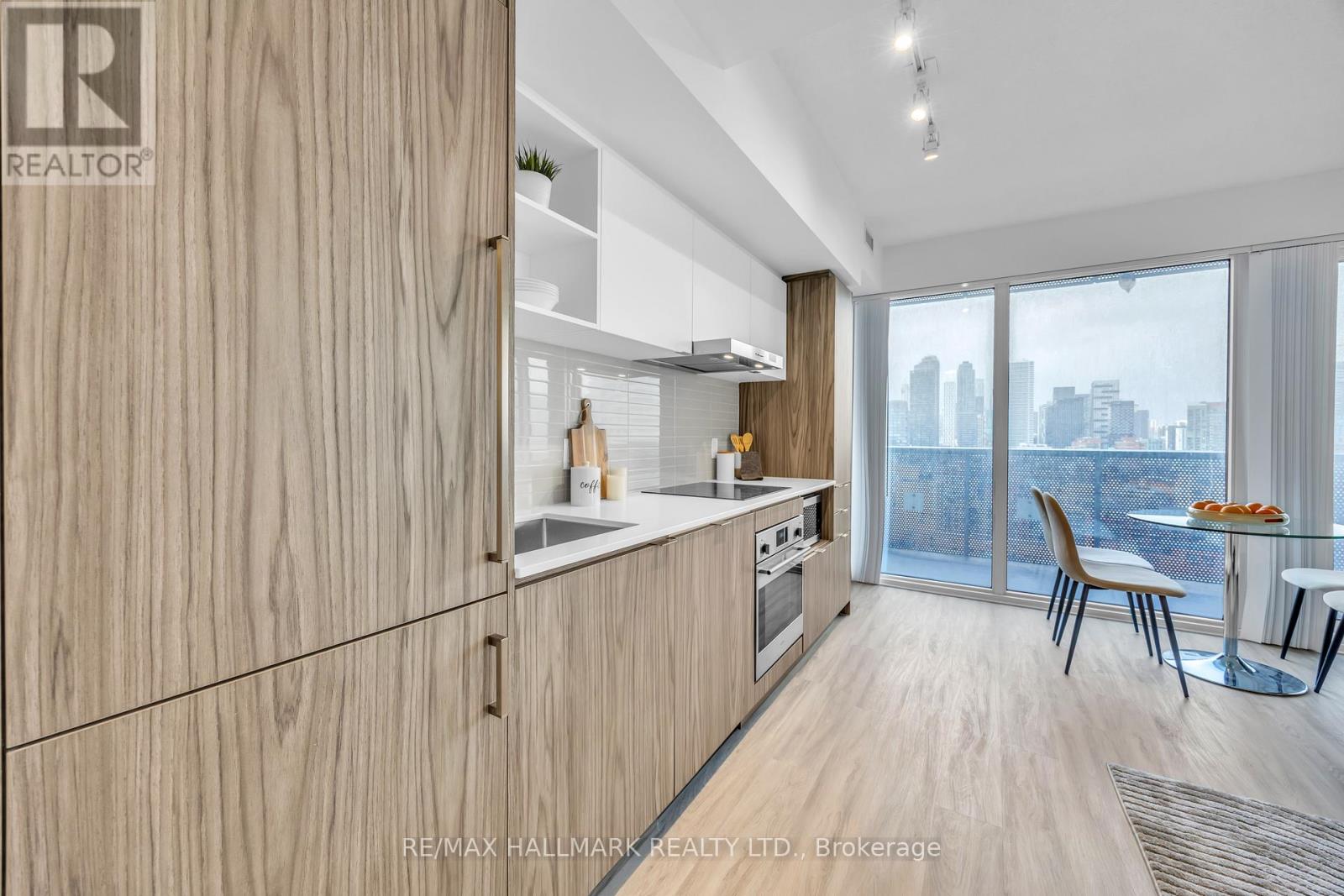 1905 - 55 Cooper Street, Toronto, Ontario  M5E 0G1 - Photo 10 - C12589040