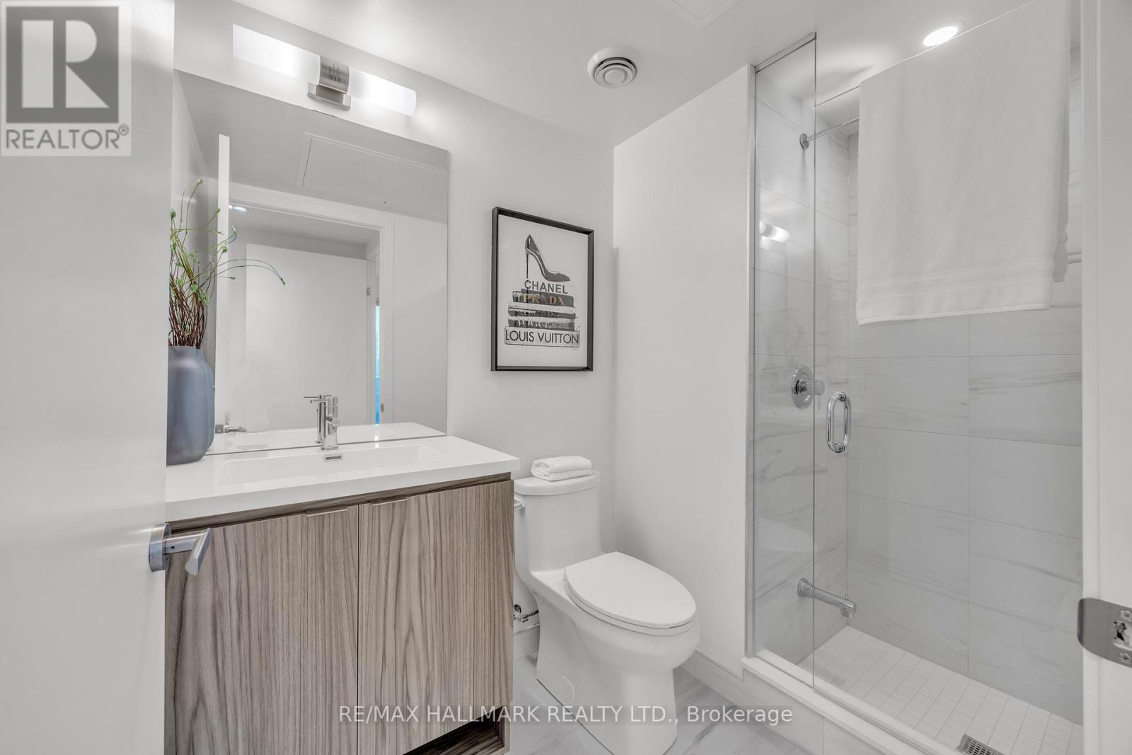 1905 - 55 Cooper Street, Toronto, Ontario  M5E 0G1 - Photo 20 - C12589040