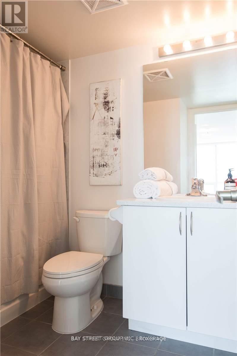 1209 - 25 Lower Simcoe Street, Toronto, Ontario  M5J 3A1 - Photo 21 - C12589054