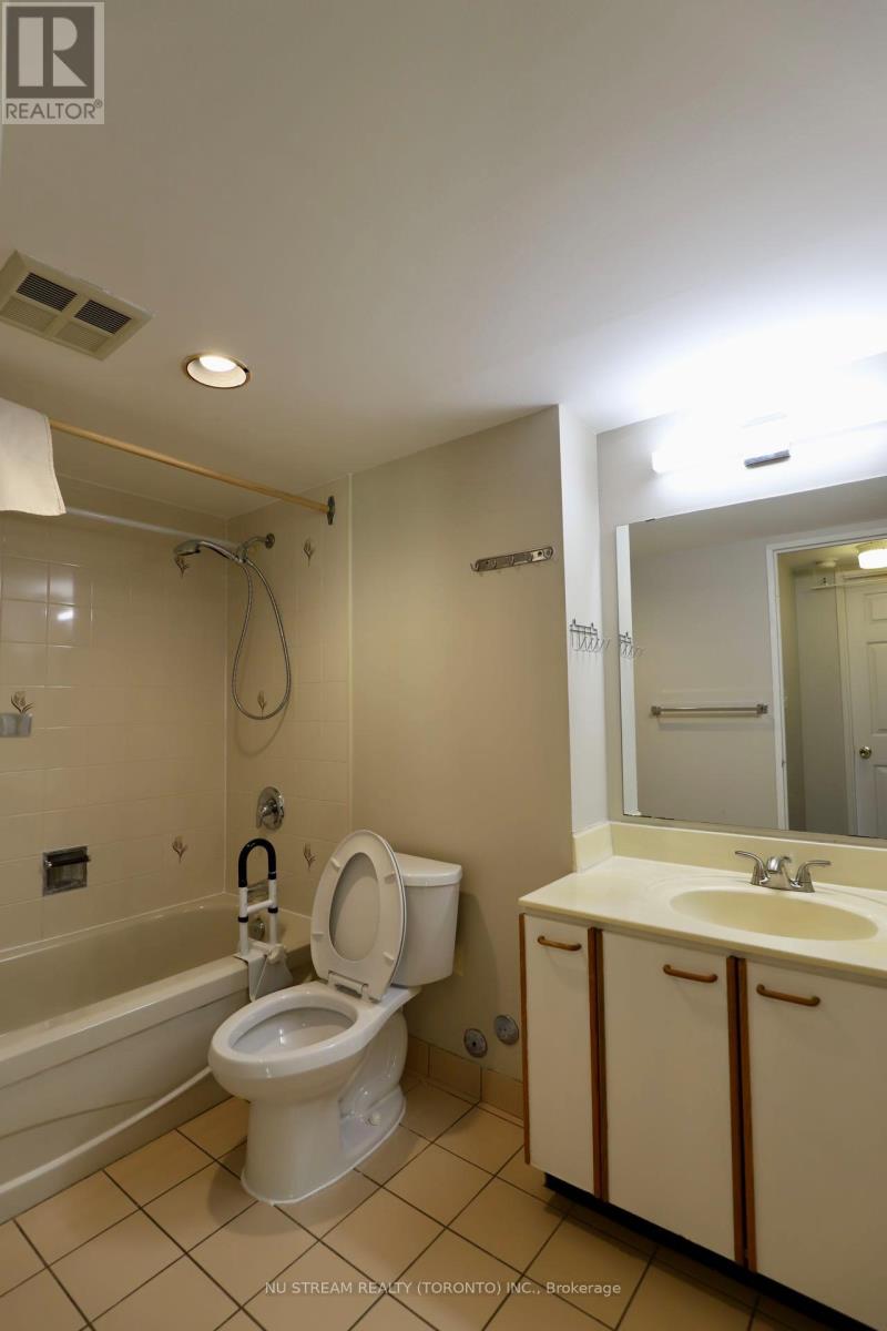 1006 - 175 Bamburgh Circle, Toronto, Ontario  M1W 3X8 - Photo 13 - E12589032