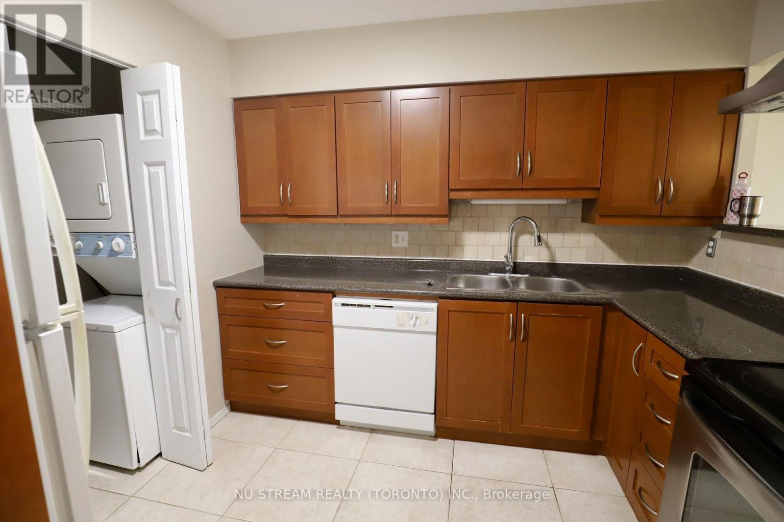 1006 - 175 Bamburgh Circle, Toronto, Ontario  M1W 3X8 - Photo 5 - E12589032