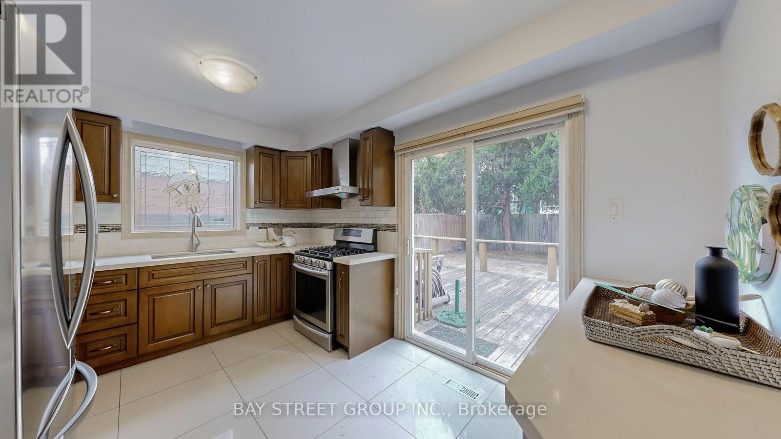 41 Huntsmill Boulevard, Toronto, Ontario  M1W 2Z8 - Photo 14 - E12589052