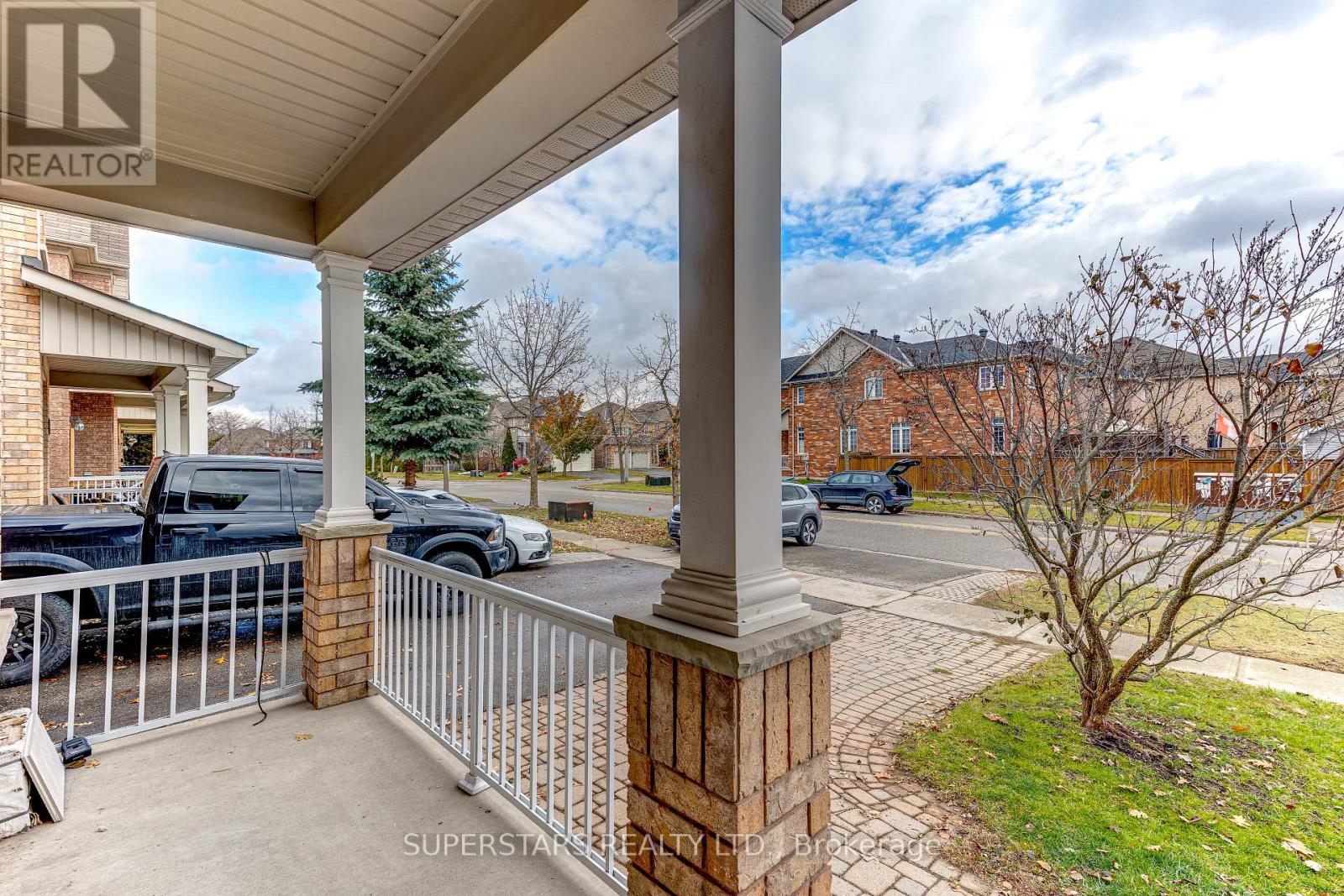 58 Wood Rim Drive, Richmond Hill, Ontario  L4E 4S2 - Photo 2 - N12589014