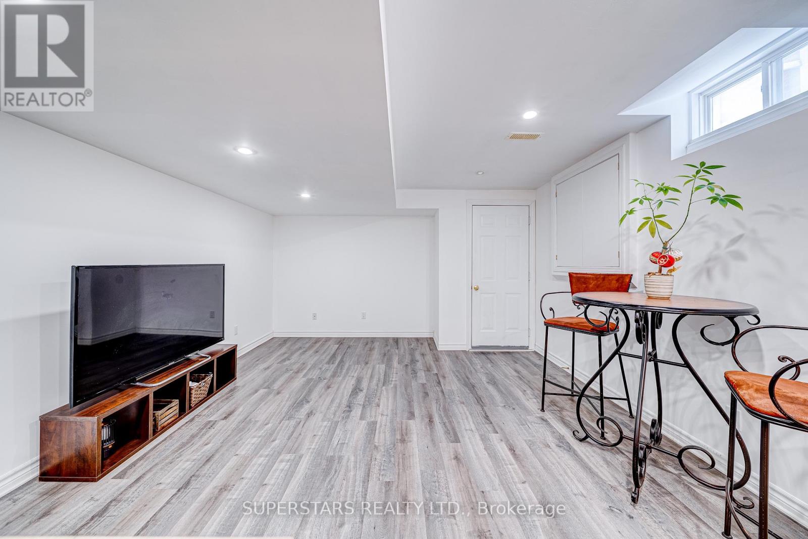 58 Wood Rim Drive, Richmond Hill, Ontario  L4E 4S2 - Photo 27 - N12589014