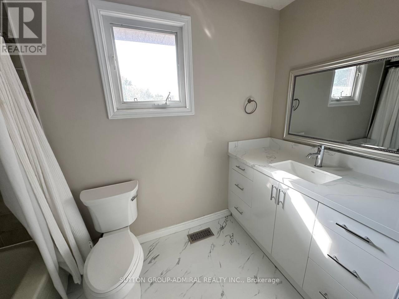102 Hazelwood Drive, Newmarket, Ontario  L3Y 3G3 - Photo 23 - N12589026