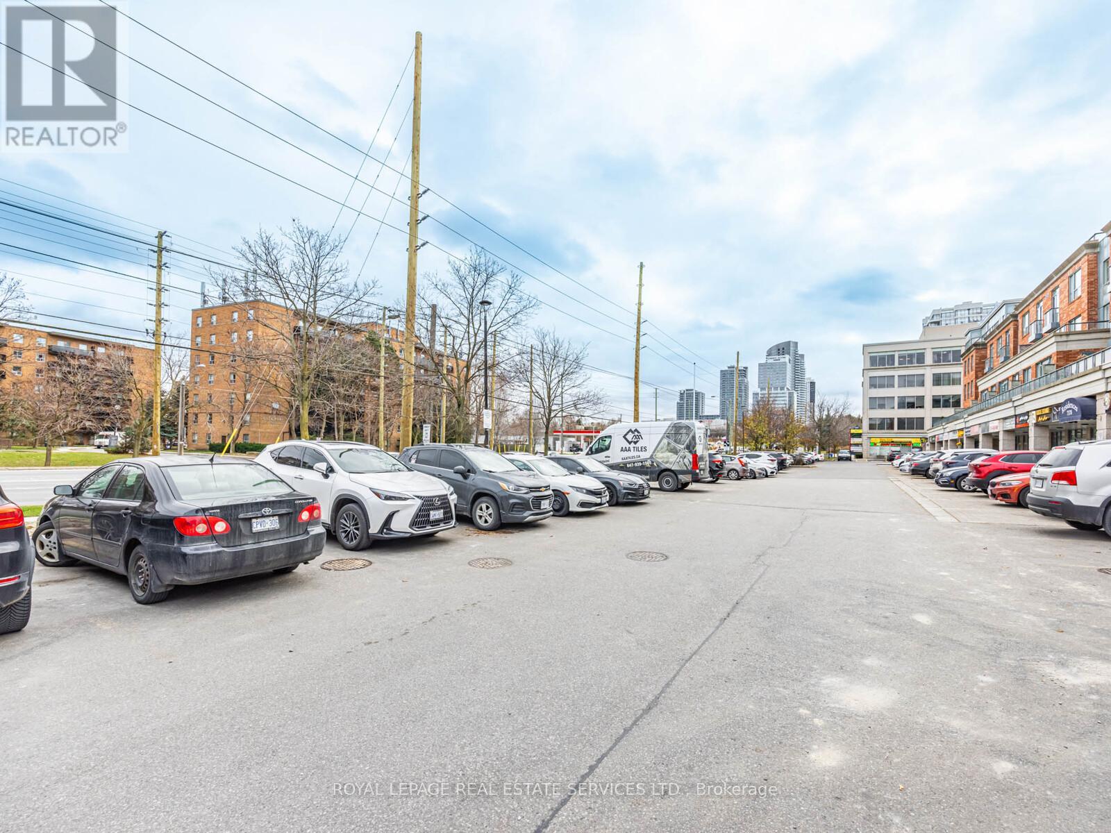 35b - 7378 Yonge Street, Vaughan, Ontario  L4J 8J1 - Photo 30 - N12589042