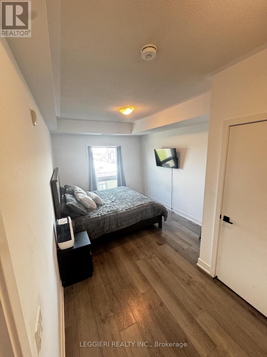 615 - 4 Spice Way, Barrie, Ontario  L9J 0M2 - Photo 12 - S12589010