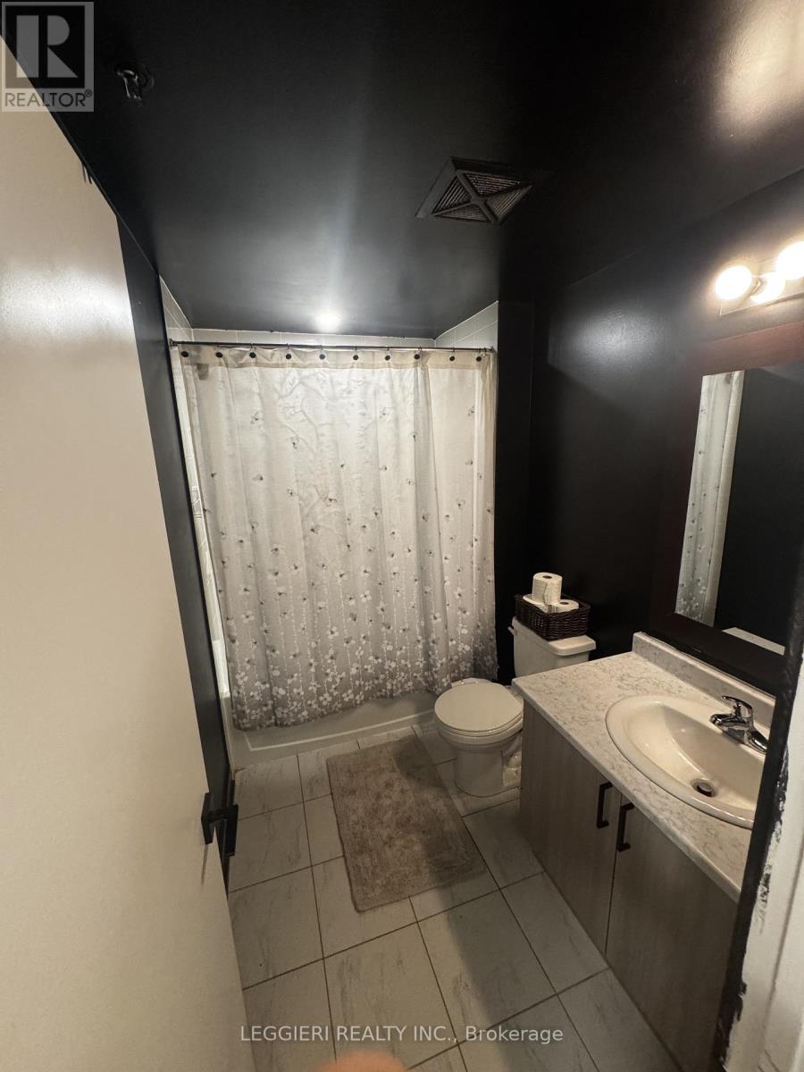 615 - 4 Spice Way, Barrie, Ontario  L9J 0M2 - Photo 24 - S12589010