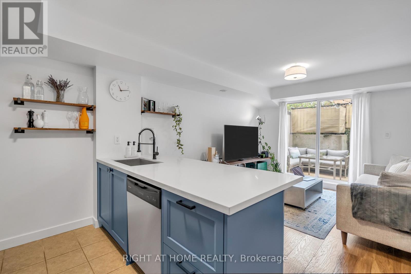 146 - 12 Foundry Avenue, Toronto, Ontario  M6H 0A7 - Photo 10 - W12589006