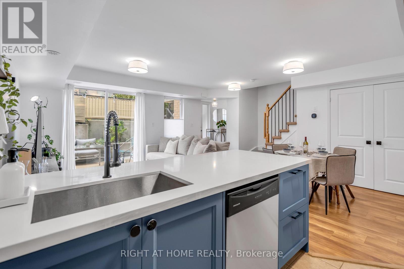 146 - 12 Foundry Avenue, Toronto, Ontario  M6H 0A7 - Photo 12 - W12589006