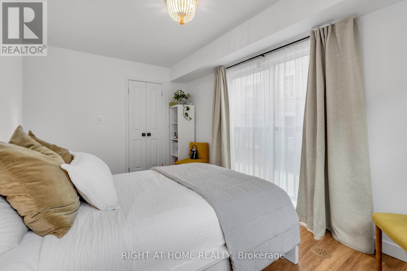 146 - 12 Foundry Avenue, Toronto, Ontario  M6H 0A7 - Photo 33 - W12589006