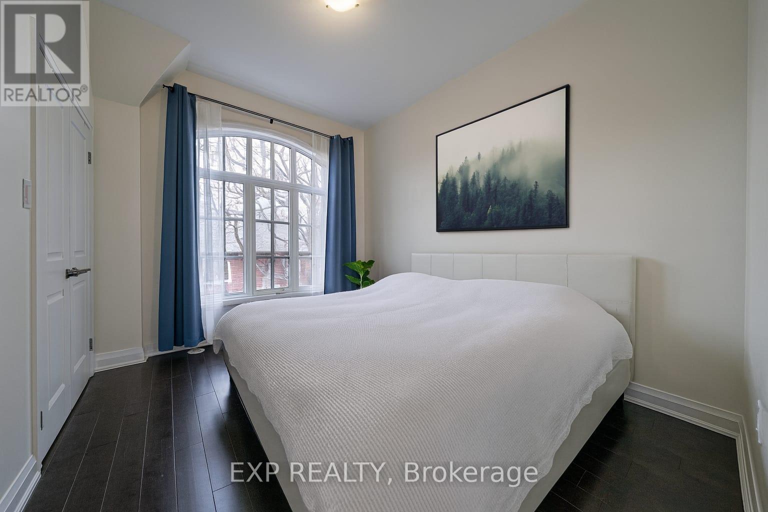 18 - 3077 Cawthra Road, Mississauga, Ontario  L5A 2X4 - Photo 11 - W12589028