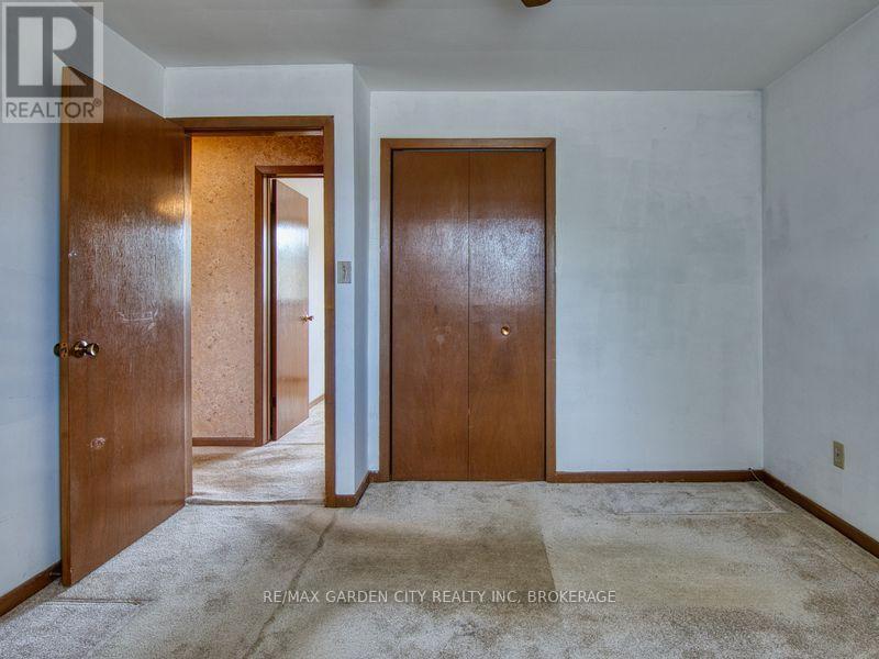 230 Lakeshore Road, St. Catharines, Ontario  L2M 1R5 - Photo 19 - X12589060