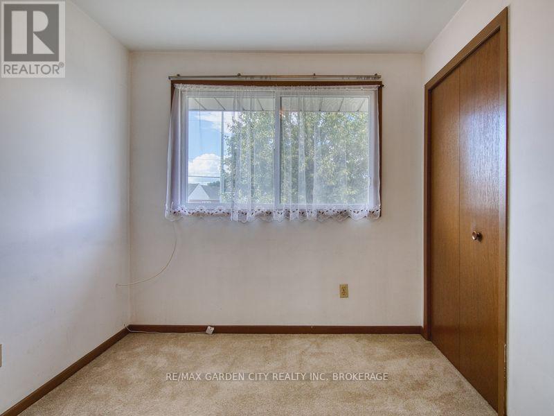 230 Lakeshore Road, St. Catharines, Ontario  L2M 1R5 - Photo 25 - X12589060