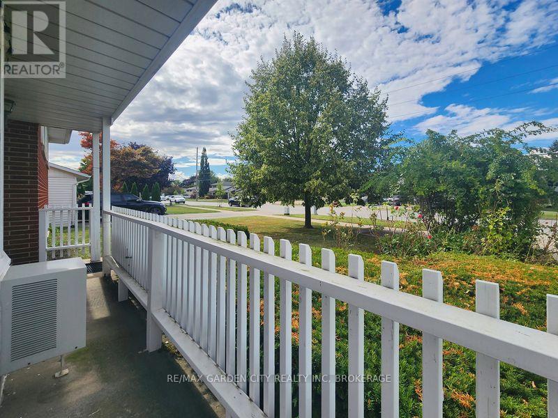 230 Lakeshore Road, St. Catharines, Ontario  L2M 1R5 - Photo 39 - X12589060