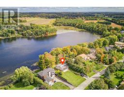 38 LAKEVIEW AVENUE, Whitchurch-Stouffville, Ontario