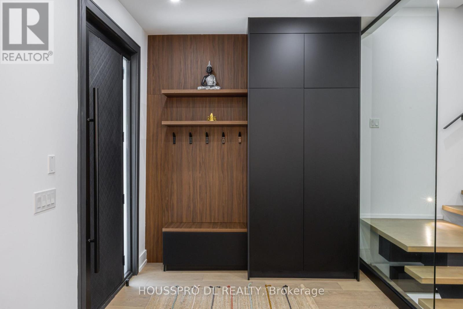 82 Major Street, Toronto, Ontario  M5S 2L1 - Photo 11 - C12589056