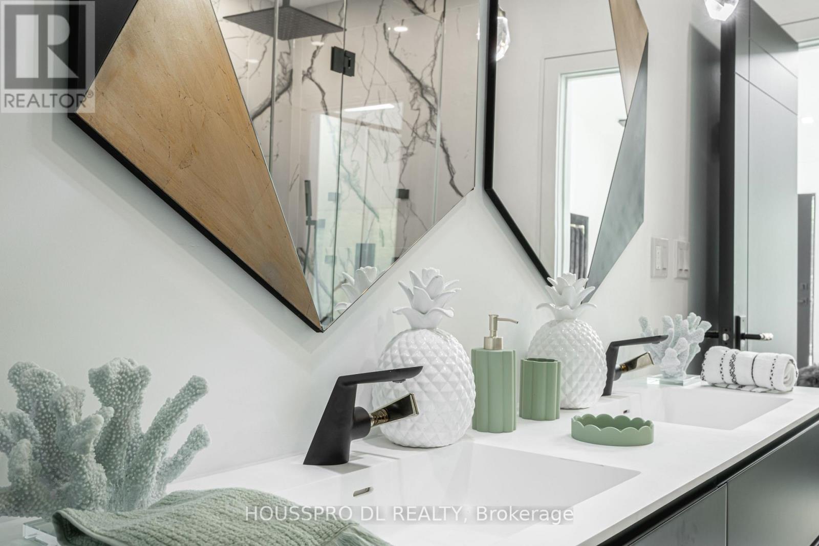 82 Major Street, Toronto, Ontario  M5S 2L1 - Photo 31 - C12589056