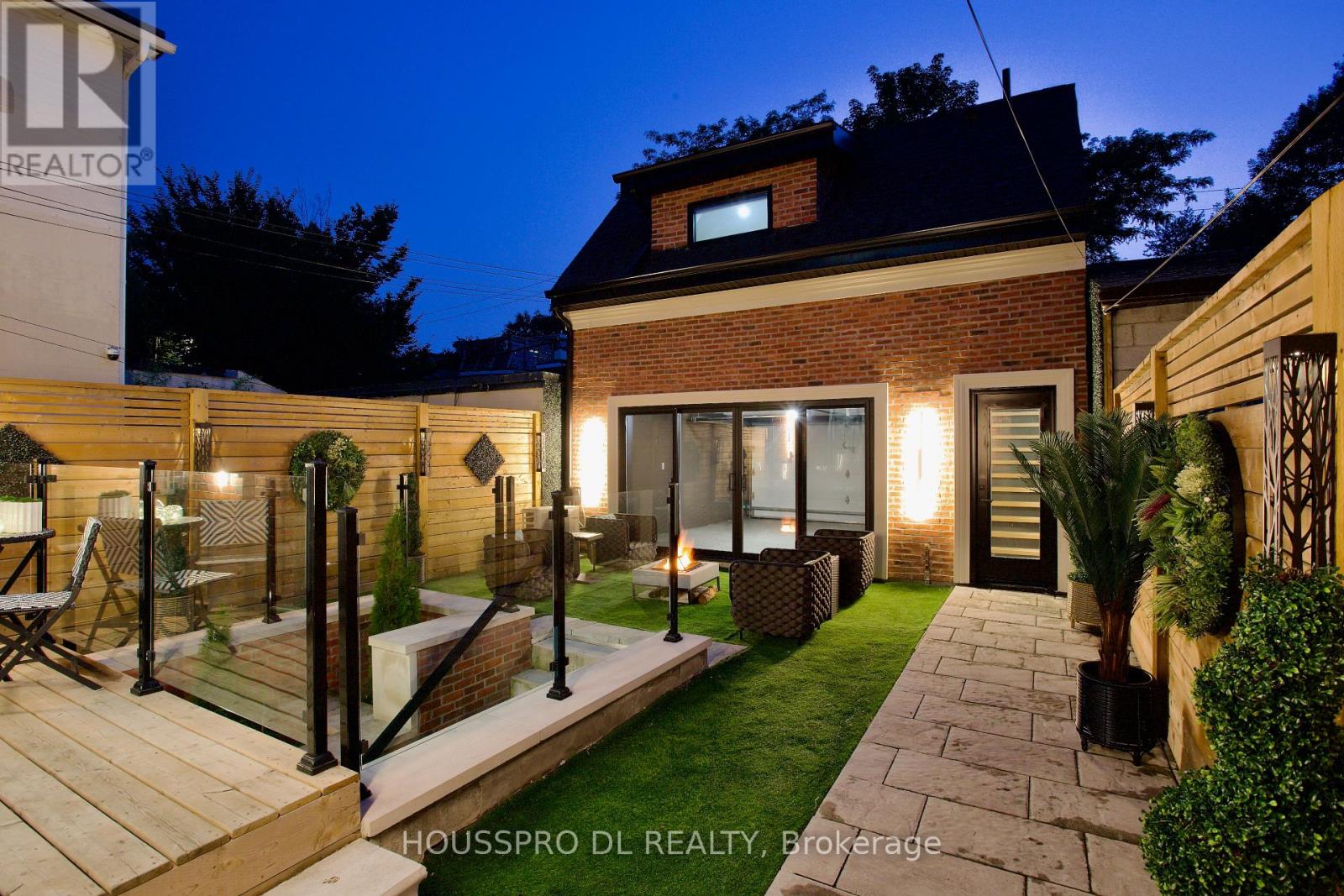 82 Major Street, Toronto, Ontario  M5S 2L1 - Photo 8 - C12589056