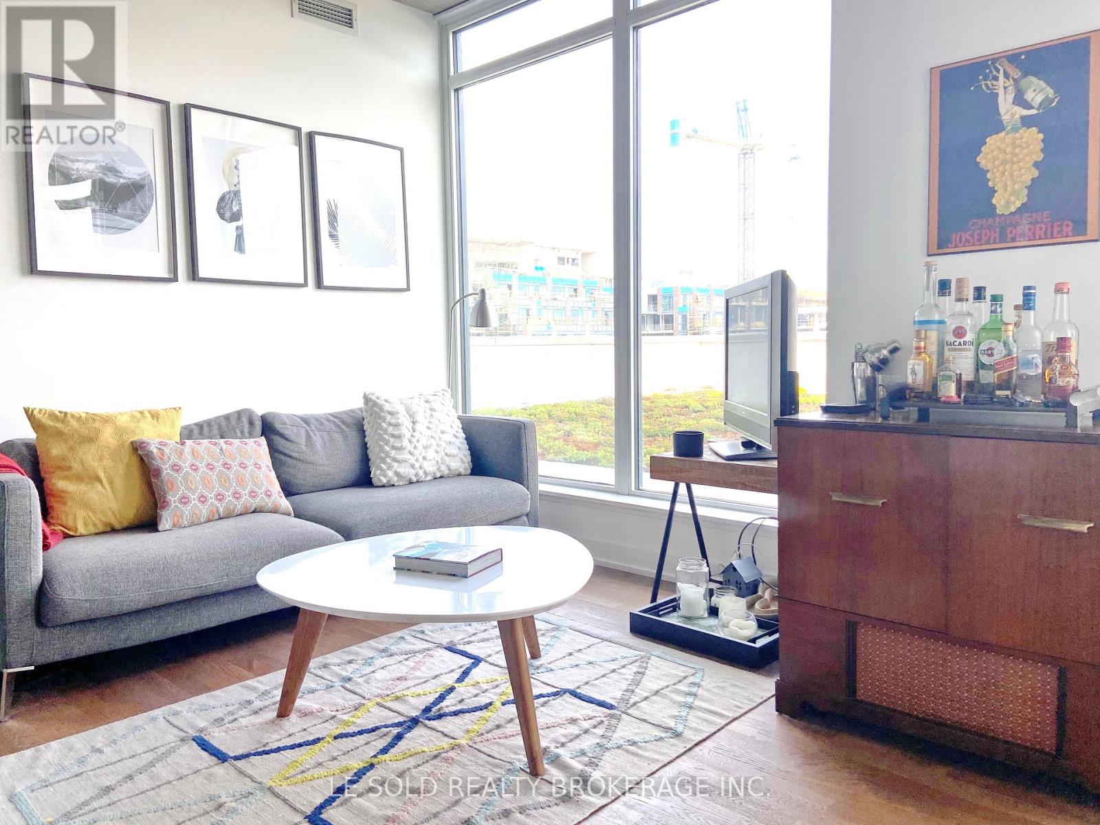 721 - 20 Minowan Miikan Lane, Toronto, Ontario  M6J 0E5 - Photo 2 - C12589058