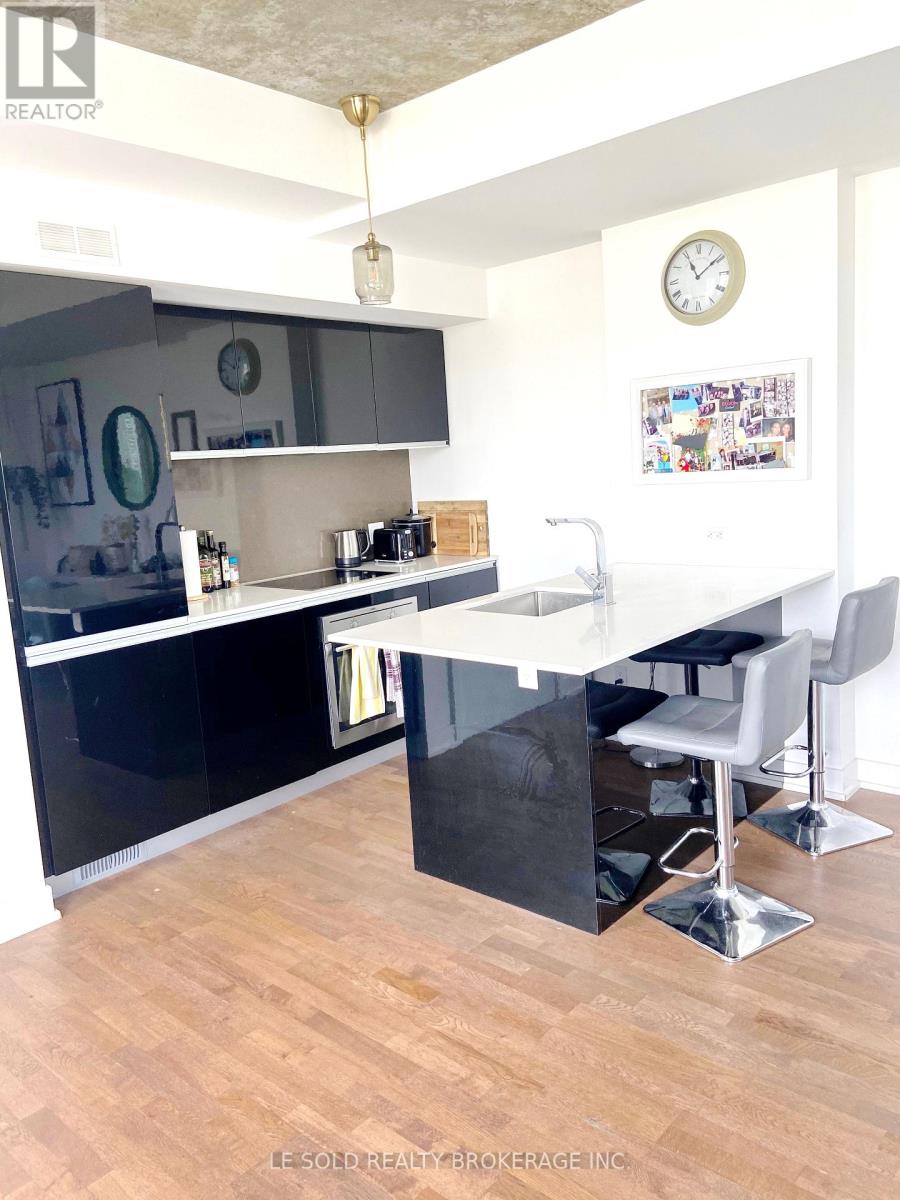 721 - 20 Minowan Miikan Lane, Toronto, Ontario  M6J 0E5 - Photo 3 - C12589058