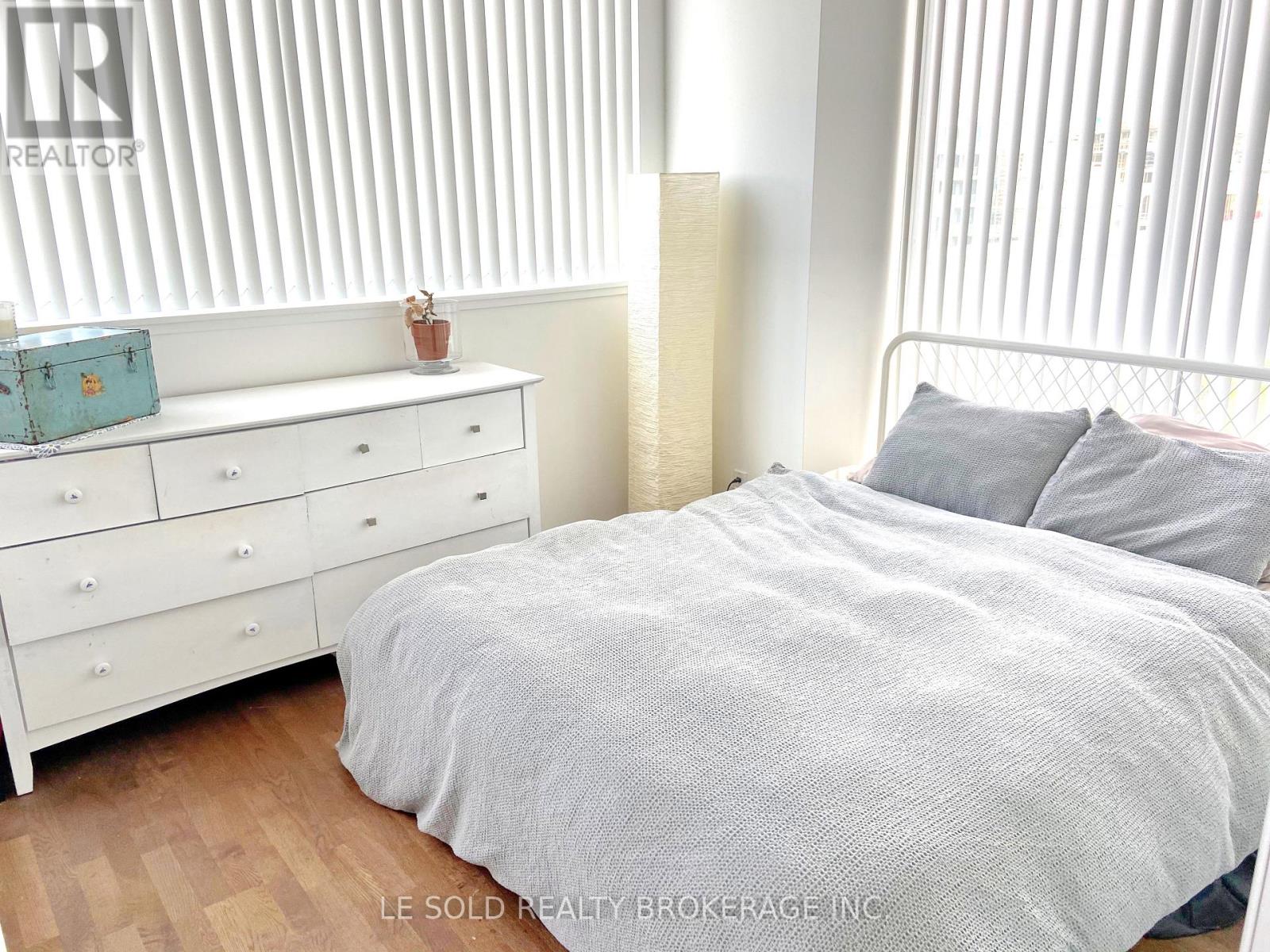 721 - 20 Minowan Miikan Lane, Toronto, Ontario  M6J 0E5 - Photo 7 - C12589058