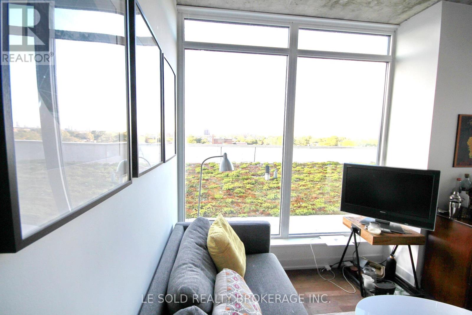 721 - 20 Minowan Miikan Lane, Toronto, Ontario  M6J 0E5 - Photo 8 - C12589058