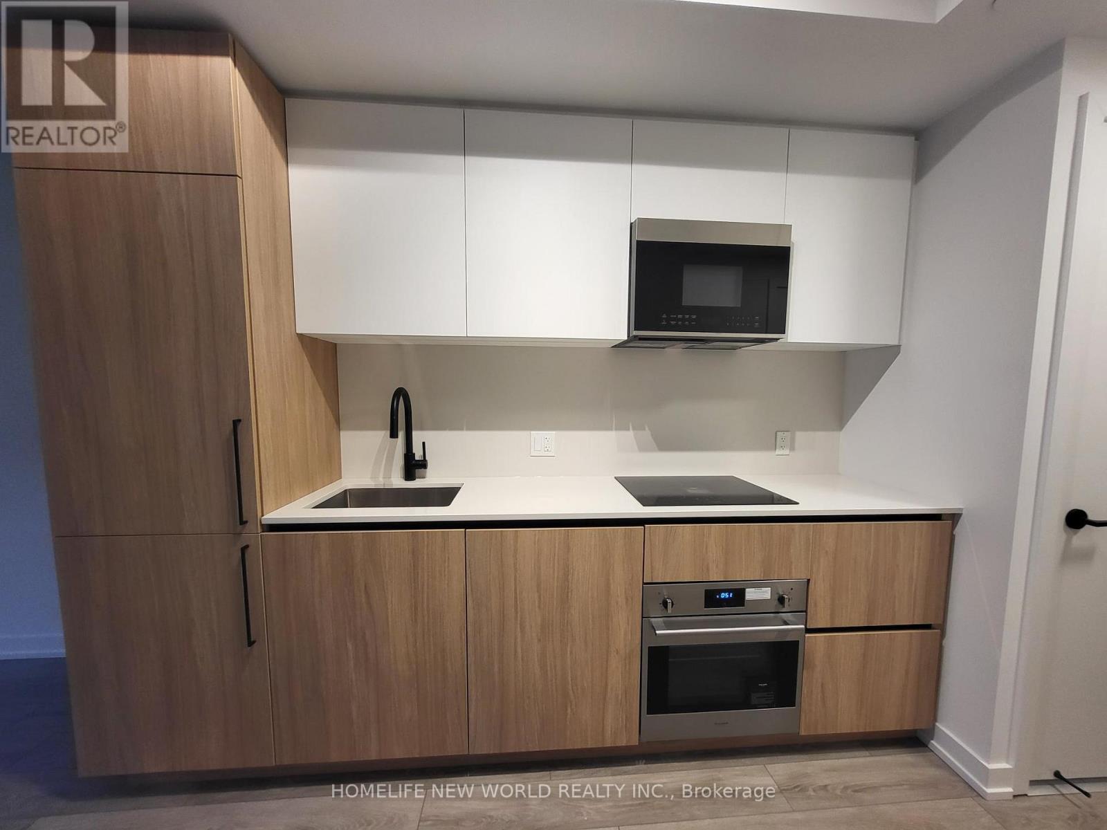 605 - 35 Parliament Street, Toronto, Ontario  M5A 0Z5 - Photo 2 - C12589074