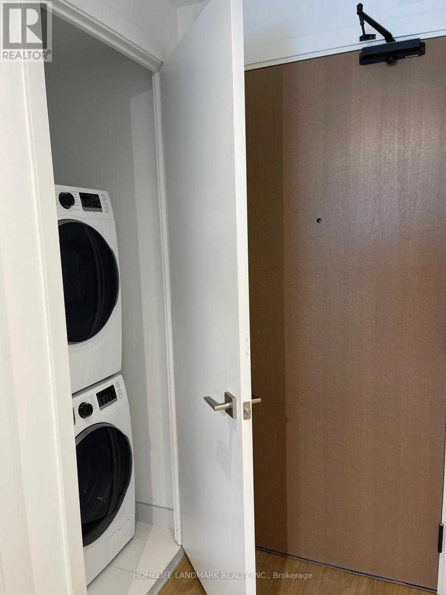 1106 - 195 Mccaul Street, Toronto, Ontario  M5T 0E5 - Photo 4 - C12589082