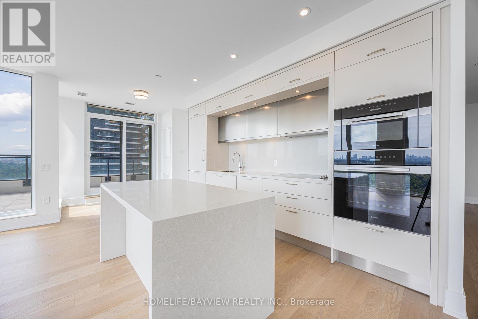 1510 - 30 Inn On The Park Drive, Toronto, Ontario  M3C 0P7 - Photo 3 - C12589086