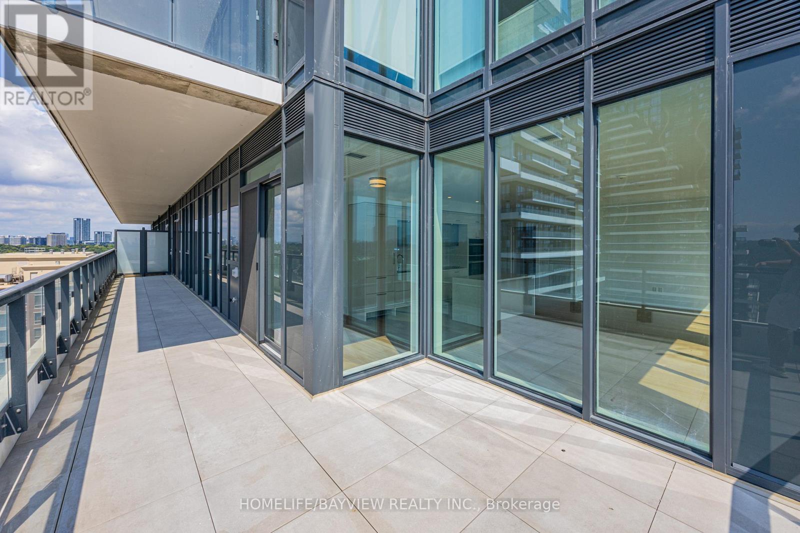 1510 - 30 Inn On The Park Drive, Toronto, Ontario  M3C 0P7 - Photo 7 - C12589086