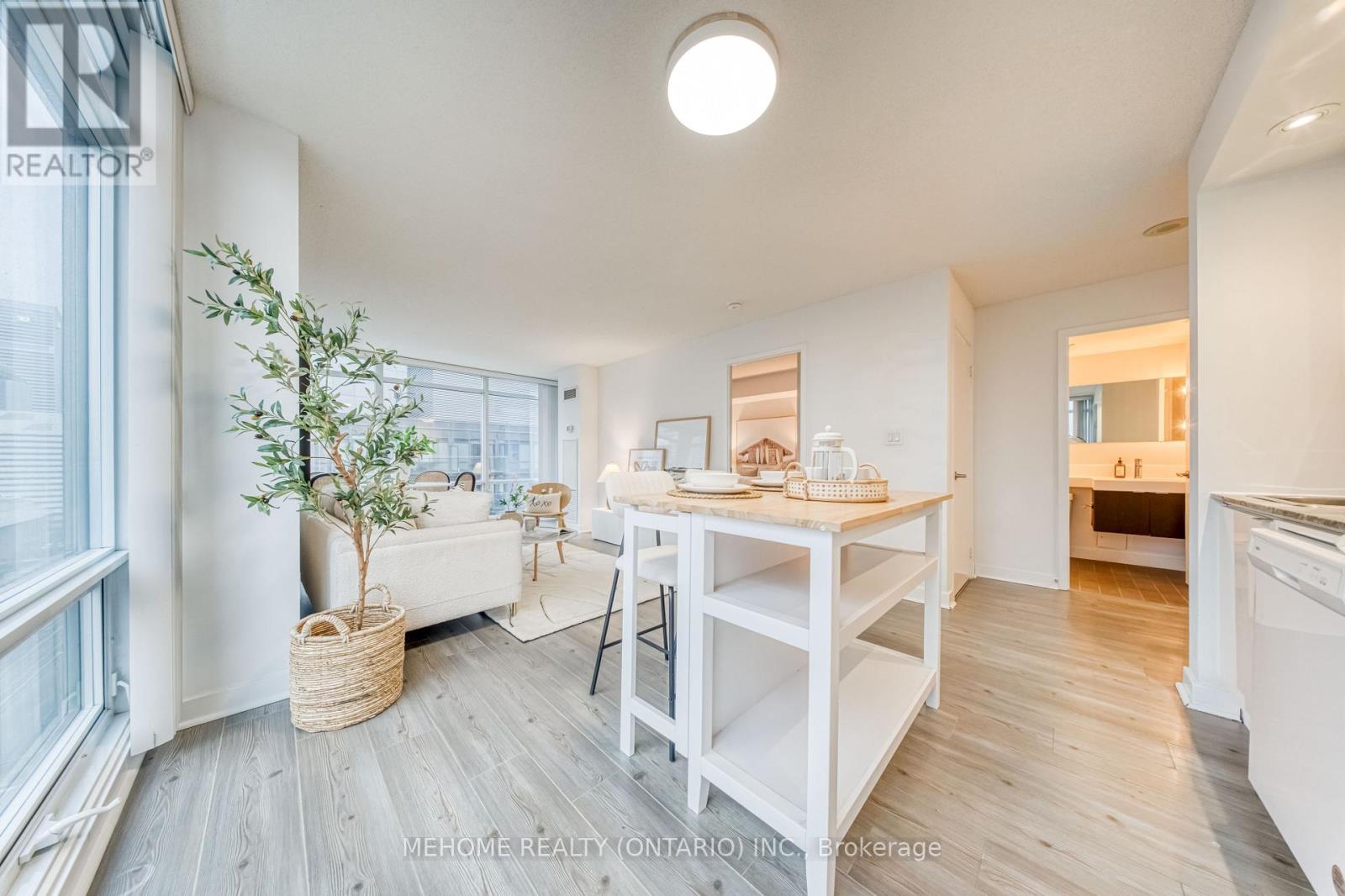 1902 - 25 Telegram Mews, Toronto, Ontario  M5V 3Z1 - Photo 10 - C12589092