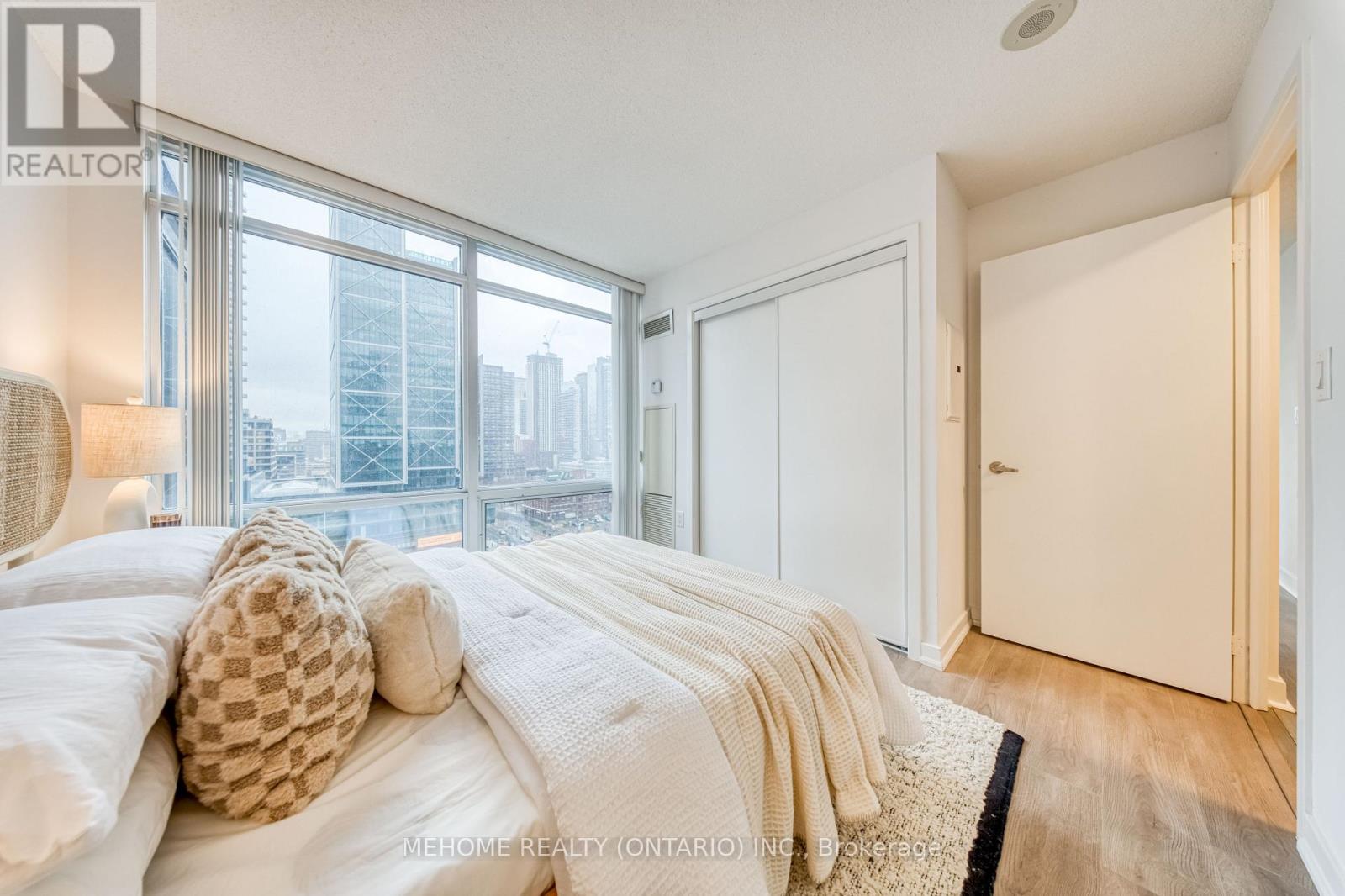 1902 - 25 Telegram Mews, Toronto, Ontario  M5V 3Z1 - Photo 26 - C12589092