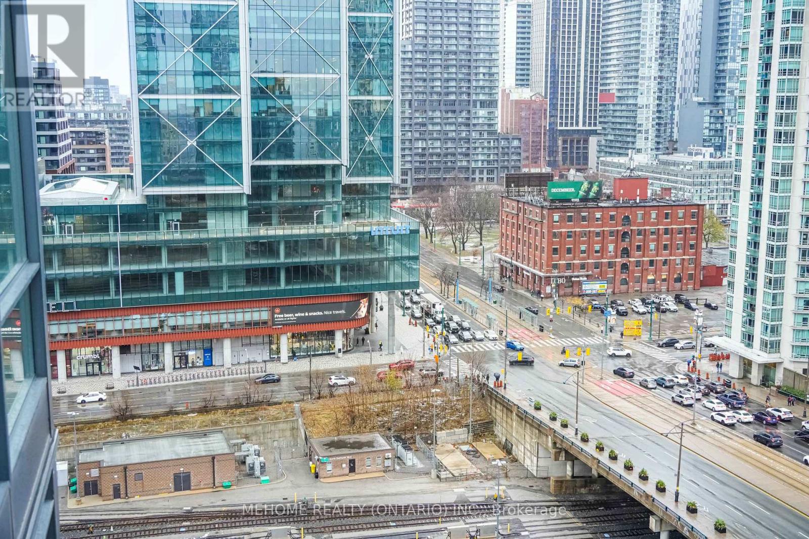 1902 - 25 Telegram Mews, Toronto, Ontario  M5V 3Z1 - Photo 39 - C12589092