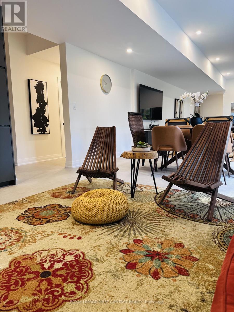 4b Pierce Court, Springwater, Ontario  L9X 0J4 - Photo 9 - S12589078