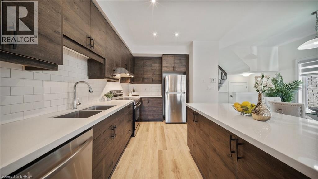 461 Blackburn Drive Unit# 18, Brantford, Ontario  N3T 0W9 - Photo 10 - 40791408