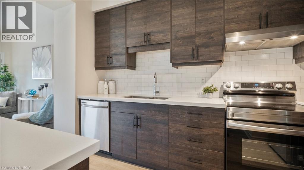 461 Blackburn Drive Unit# 18, Brantford, Ontario  N3T 0W9 - Photo 12 - 40791408