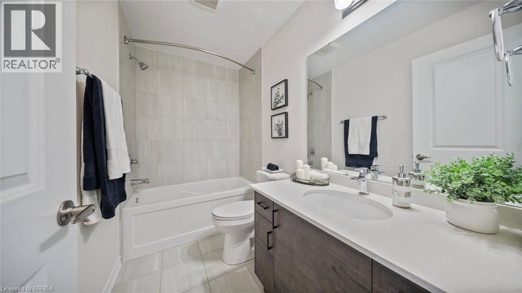 461 Blackburn Drive Unit# 18, Brantford, Ontario  N3T 0W9 - Photo 19 - 40791408