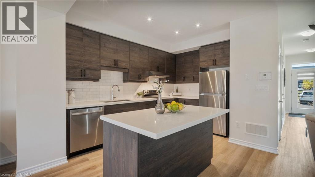 461 Blackburn Drive Unit# 18, Brantford, Ontario  N3T 0W9 - Photo 8 - 40791408