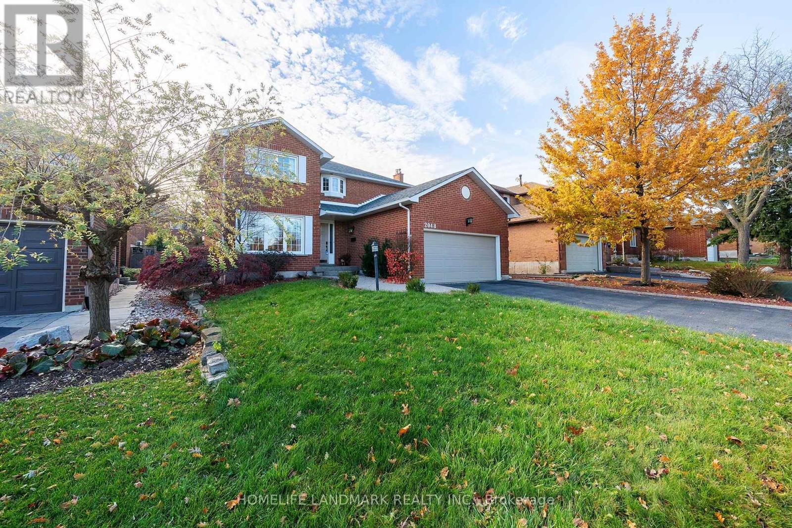 2048 Sixth Line, Oakville, Ontario  L6H 3N2 - Photo 7 - W12589090