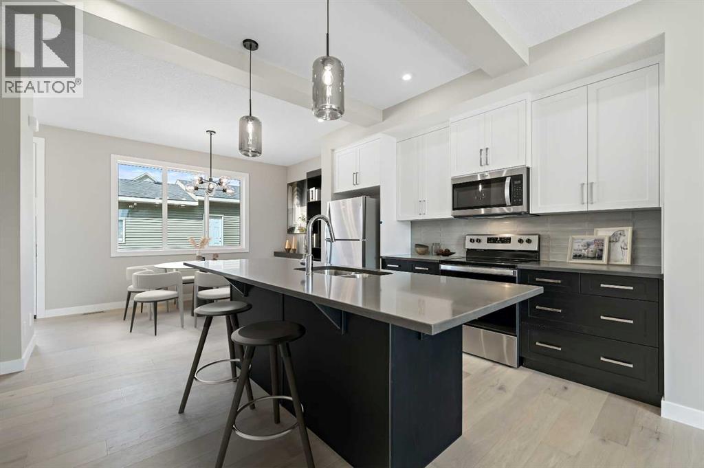 345 Waterford Boulevard, Chestermere, Alberta  T1X 2Z7 - Photo 4 - A2257156