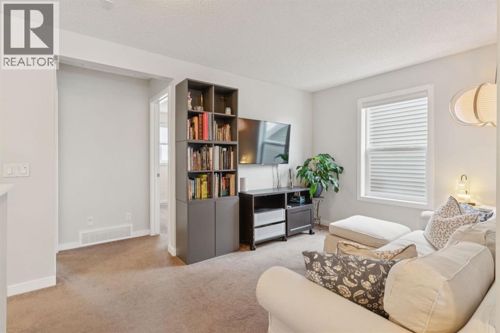 480 River Heights Green, Cochrane, Alberta  T4C 0S1 - Photo 16 - A2265408