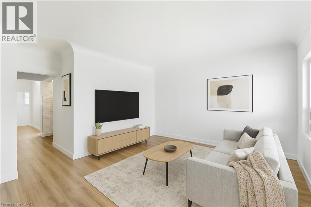 116 Robins Avenue, Hamilton, Ontario L8H 4N7 - Photo 4 - 40778839