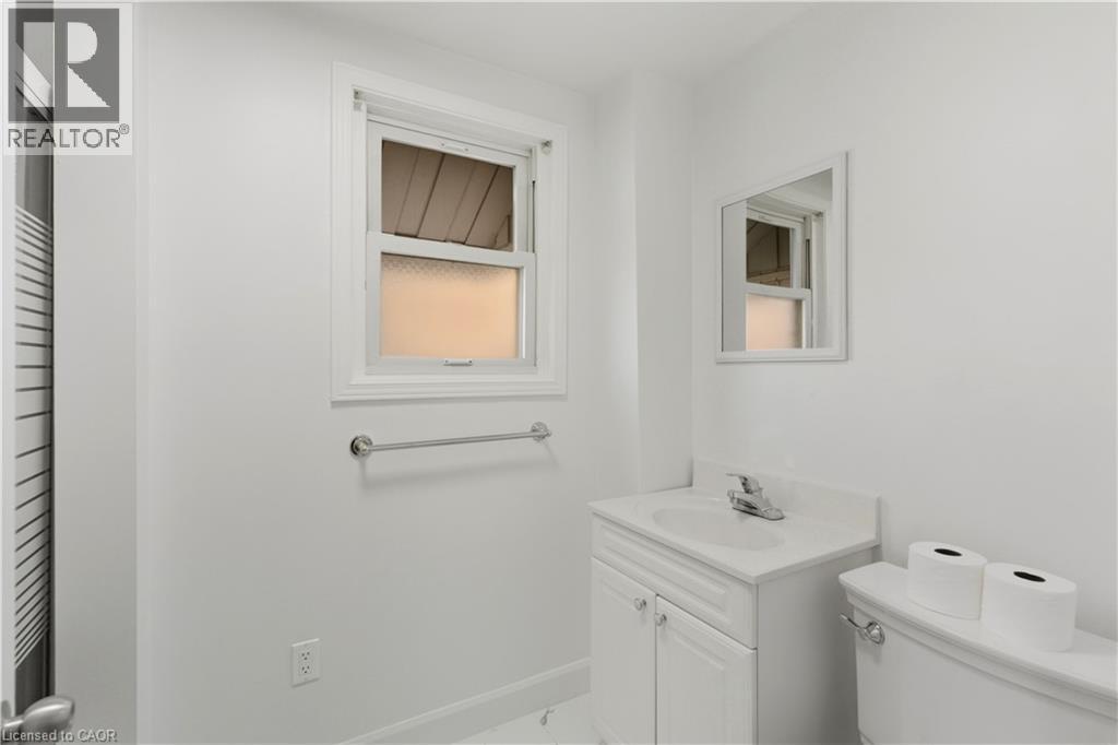 116 Robins Avenue, Hamilton, Ontario L8H 4N7 - Photo 23 - 40778839