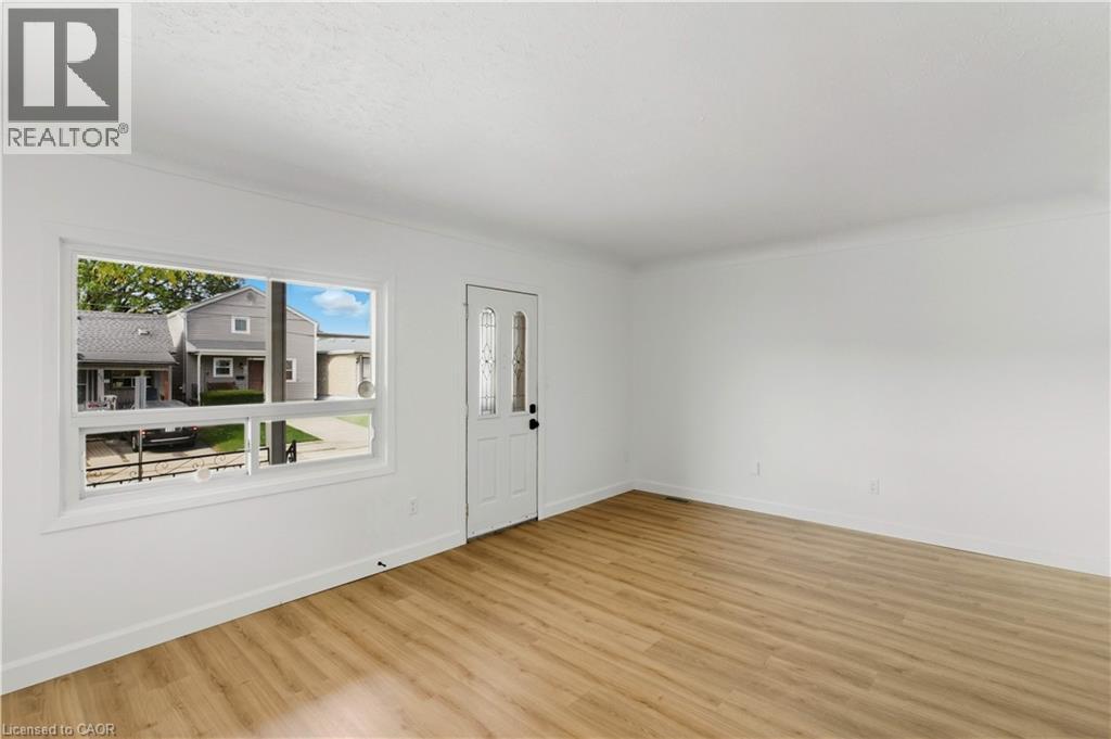 116 Robins Avenue, Hamilton, Ontario L8H 4N7 - Photo 8 - 40778839