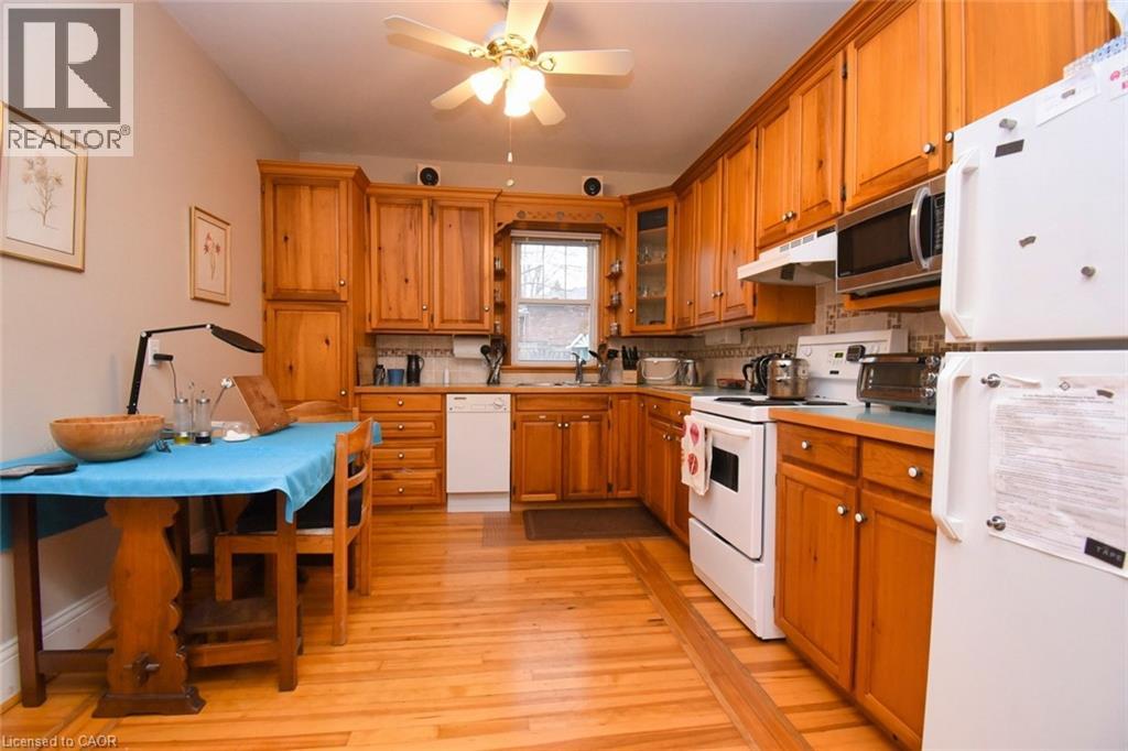 32 Matilda Street S, Dundas, Ontario  L9H 3C5 - Photo 16 - 40787338