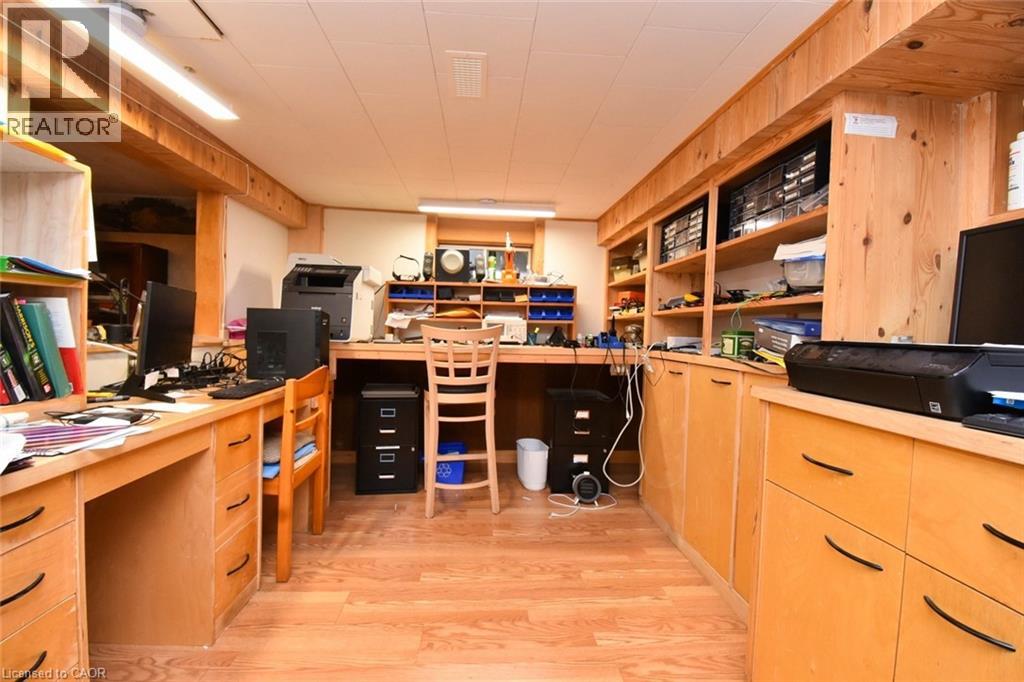 32 Matilda Street S, Dundas, Ontario  L9H 3C5 - Photo 22 - 40787338