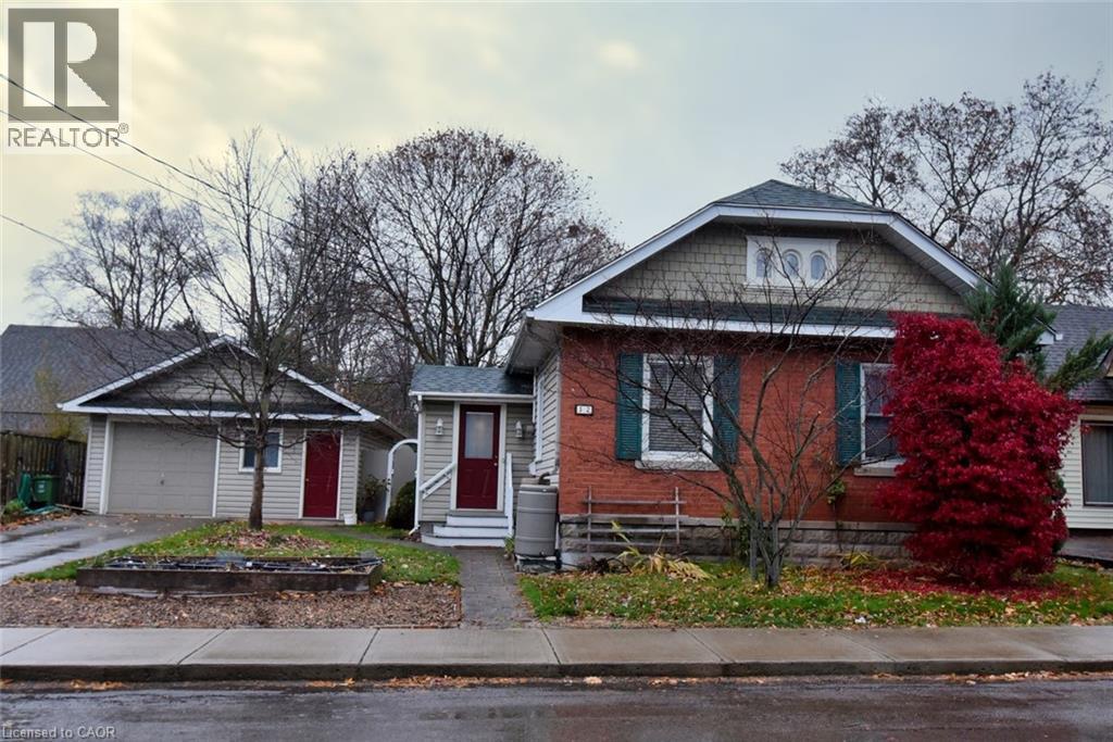 32 Matilda Street S, Dundas, Ontario  L9H 3C5 - Photo 2 - 40787338