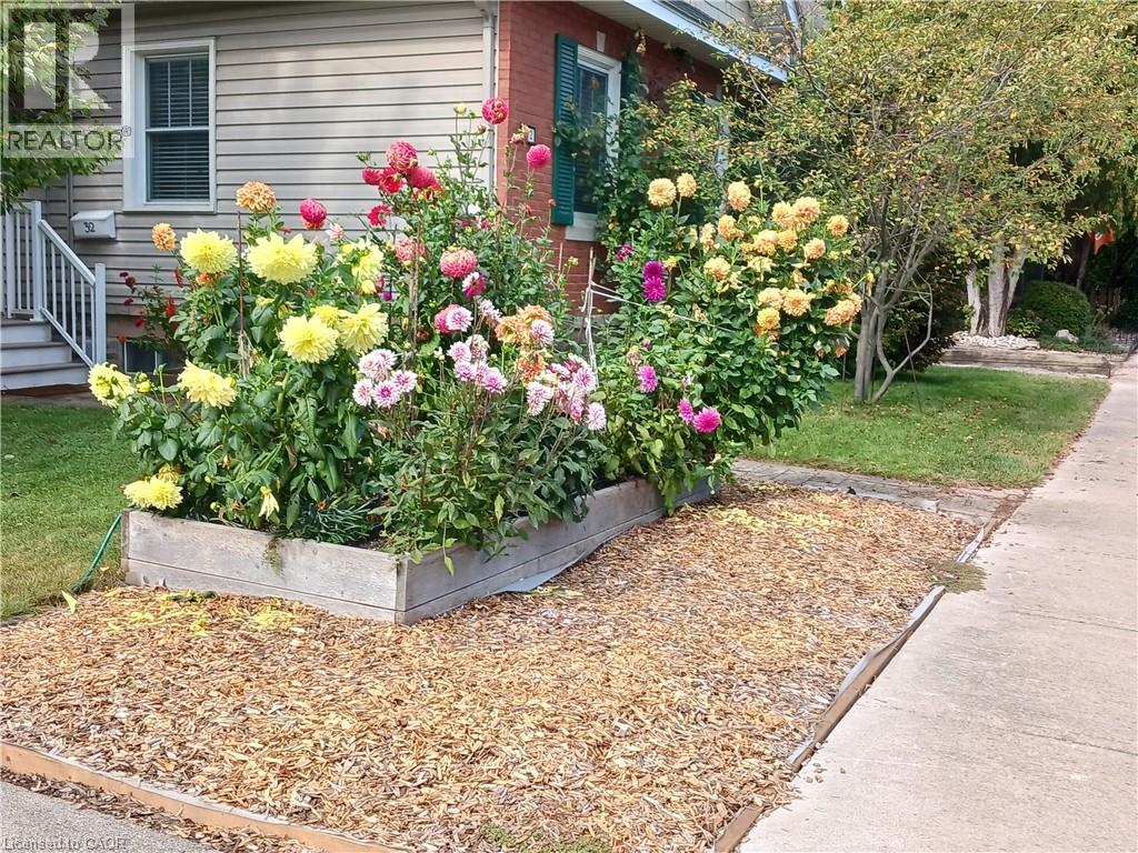 32 Matilda Street S, Dundas, Ontario  L9H 3C5 - Photo 39 - 40787338