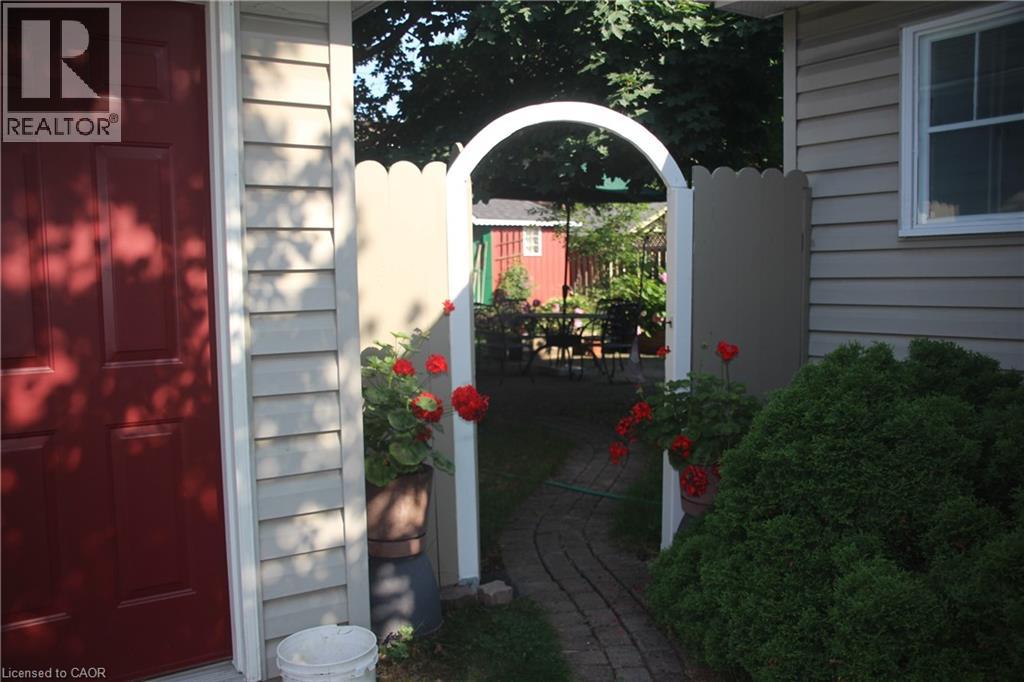 32 Matilda Street S, Dundas, Ontario  L9H 3C5 - Photo 44 - 40787338